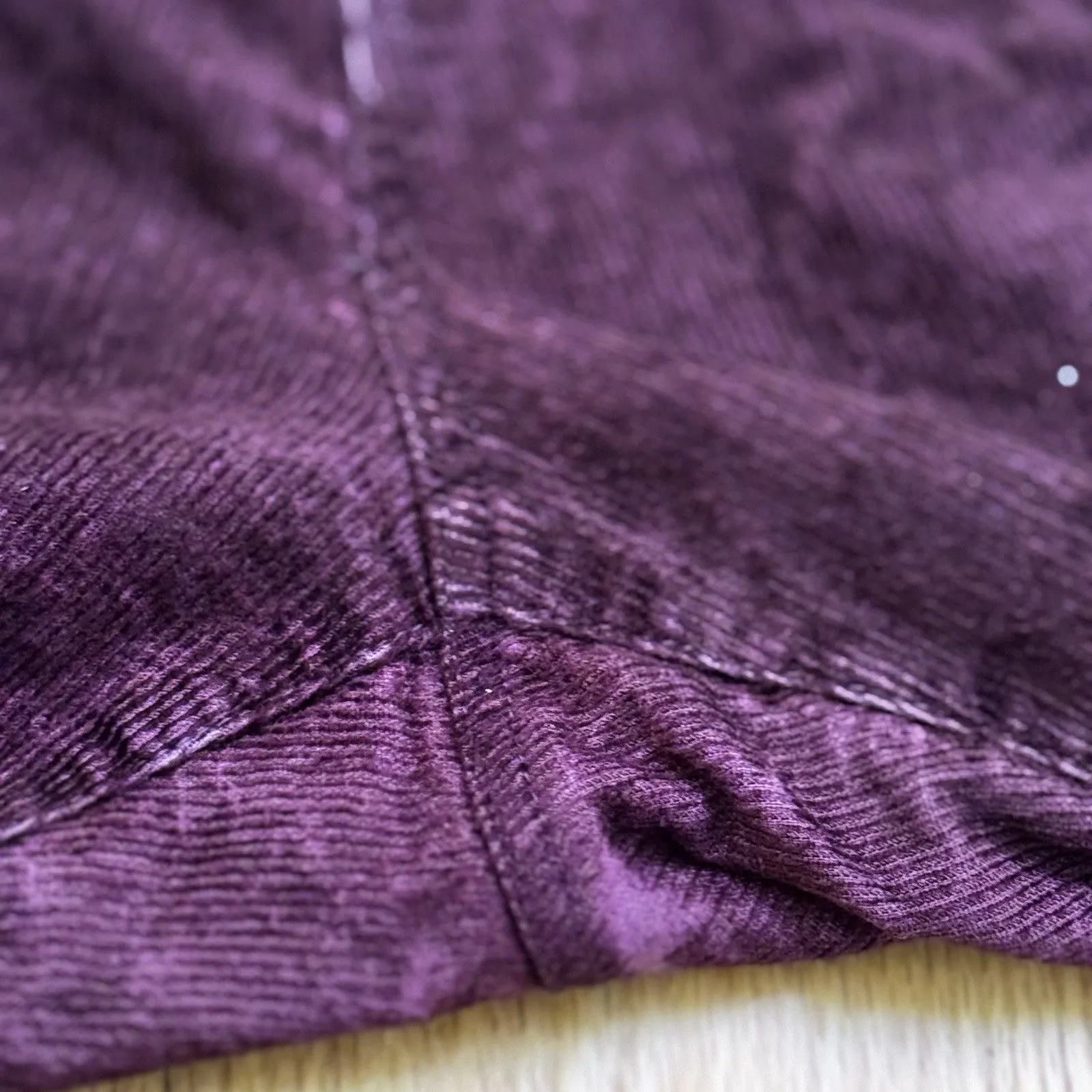 Elie Tahari Women’s Velvet Corduroy Boot Cut Pants Burgundy Red Size 14 GUC - Image 15