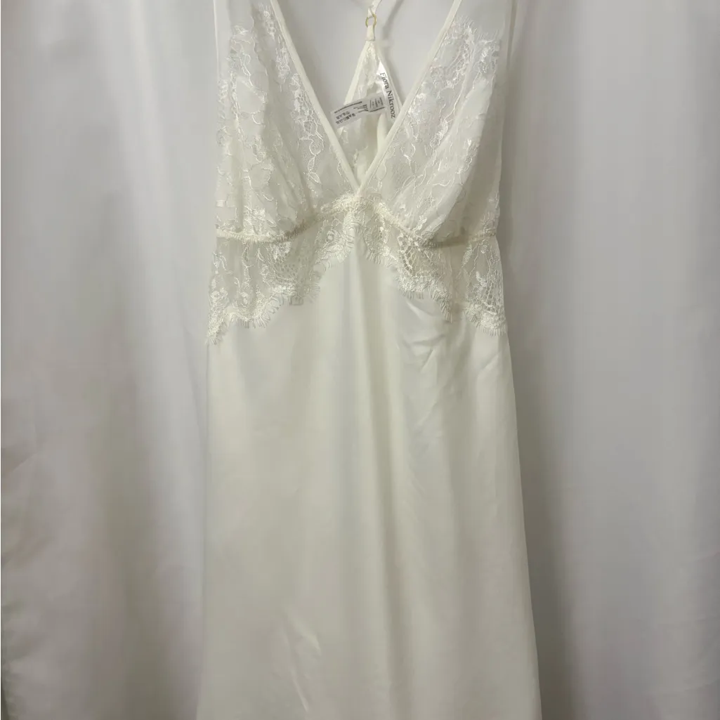 Flora Nikrooz Cream Lace Chemise - Image 4