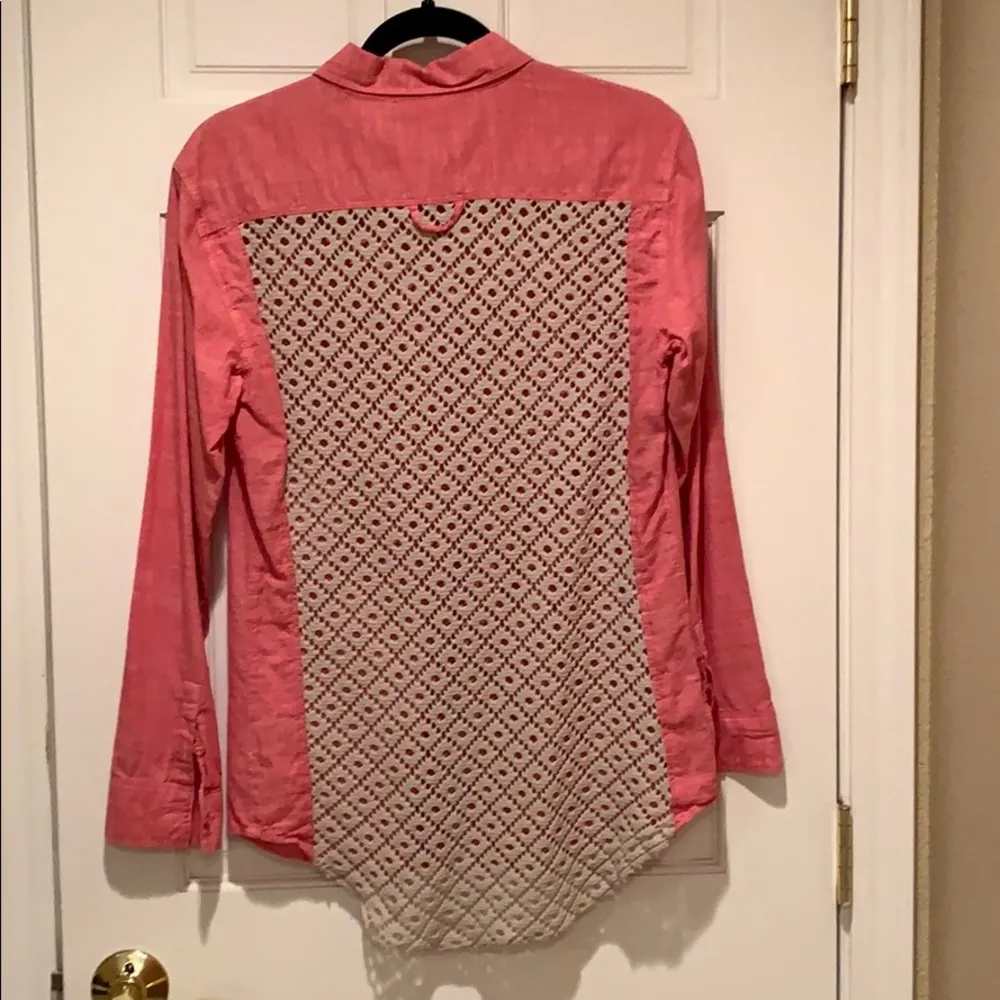 Free People Linen button down with lace back panel - Image 2