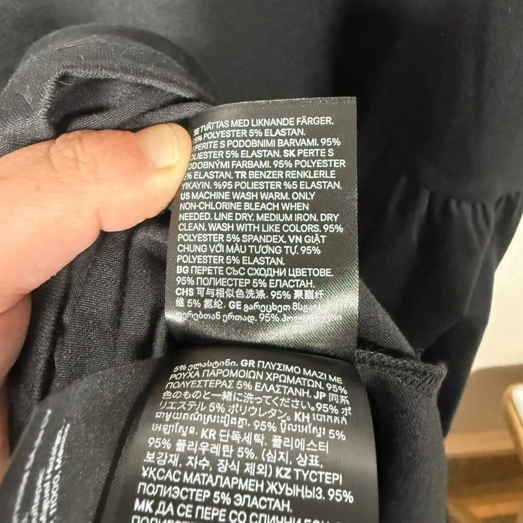 NWT H&M Women’s Tiered Strappy Maxi Dress in Black Size S - Image 5