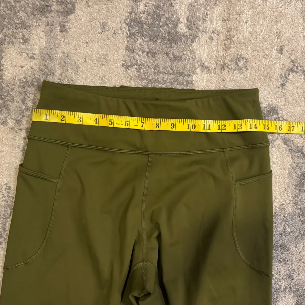 Duluth Trading Co Olive Green Leggings Size M - Image 5