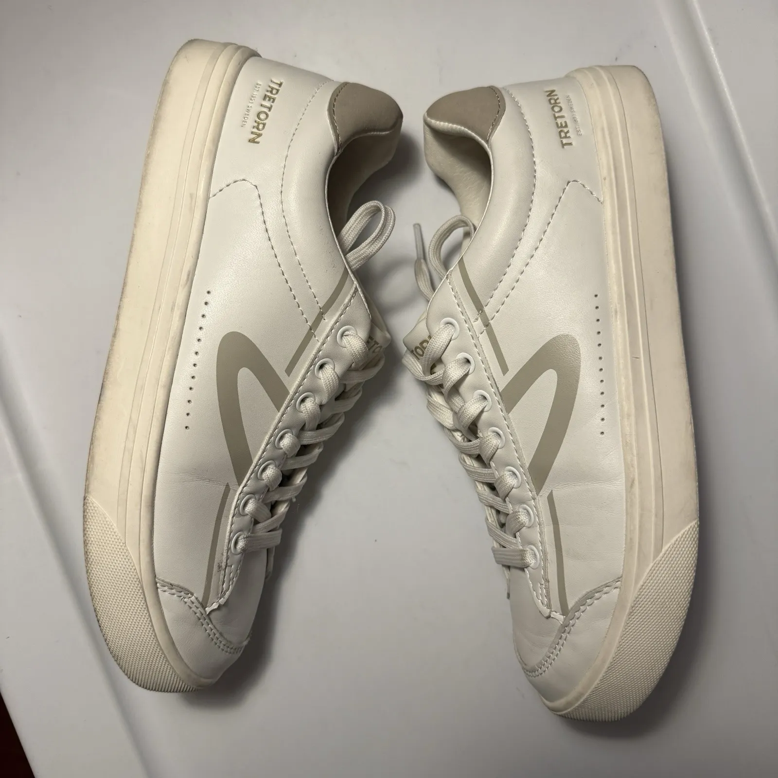 Tretorn Shoes Womens Size 8 White Beige Leather Serve Low Top Casual Sneakers - Image 6