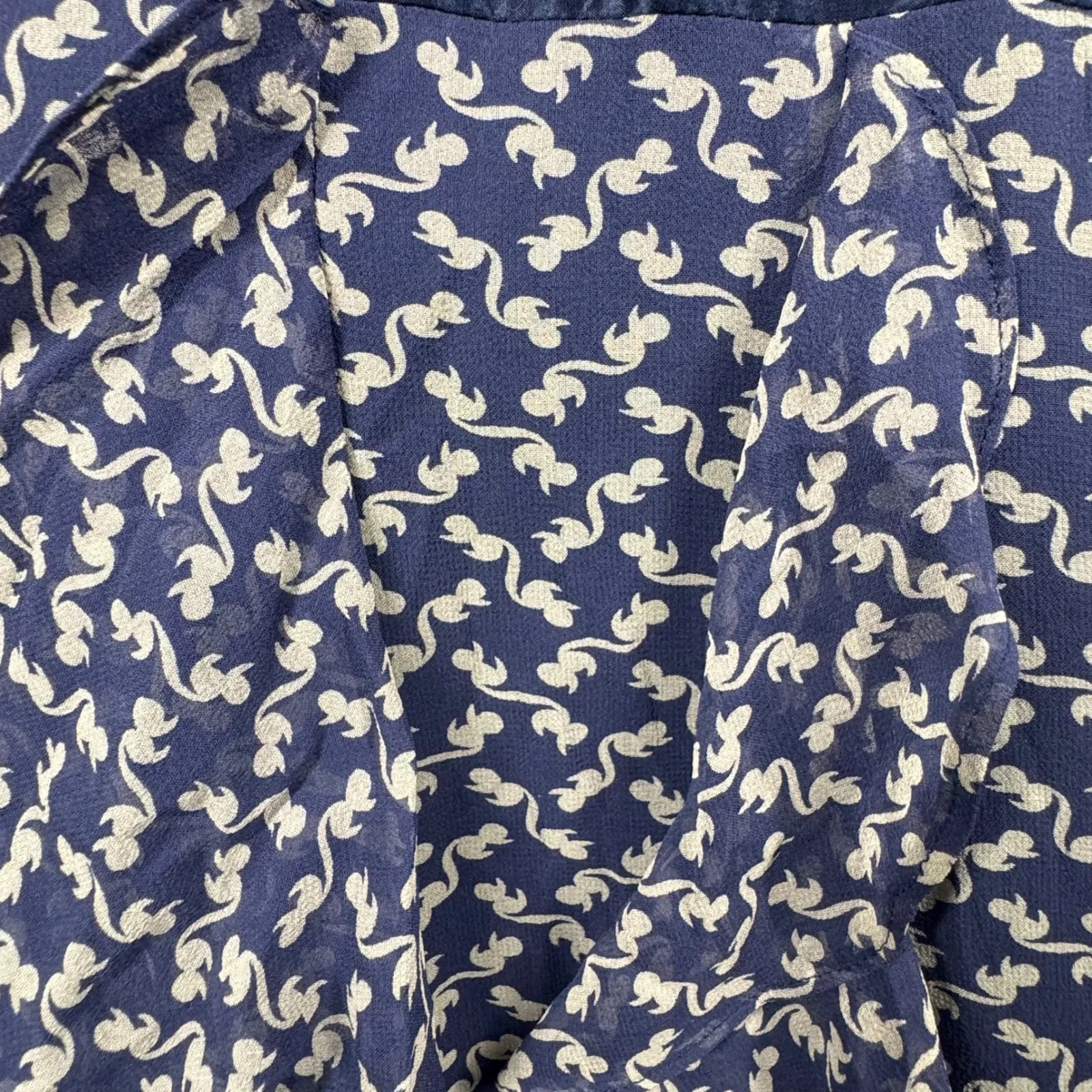 INC Navy Blue Silk Ruffle Tiered Dress Size 6 Casual Chic Flowy Print Midi Y2K - Image 5