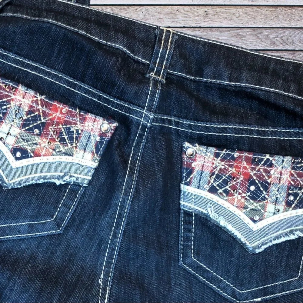 Baccini like new dark washed jeans - Image 4
