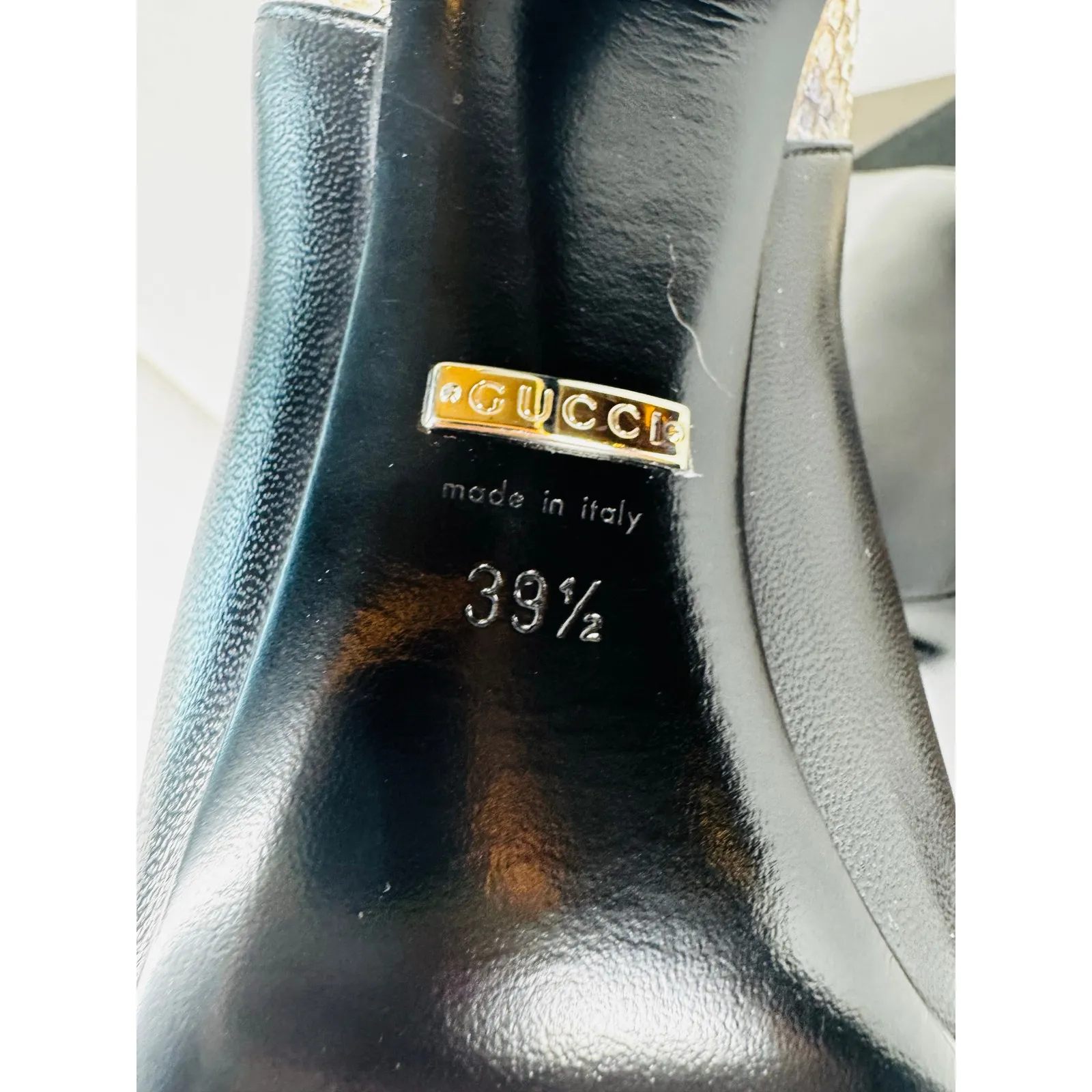 Gucci Black Leather And Roccia Python Pointed Toe Ankle stiletto Boots EU 39.5 - Image 5