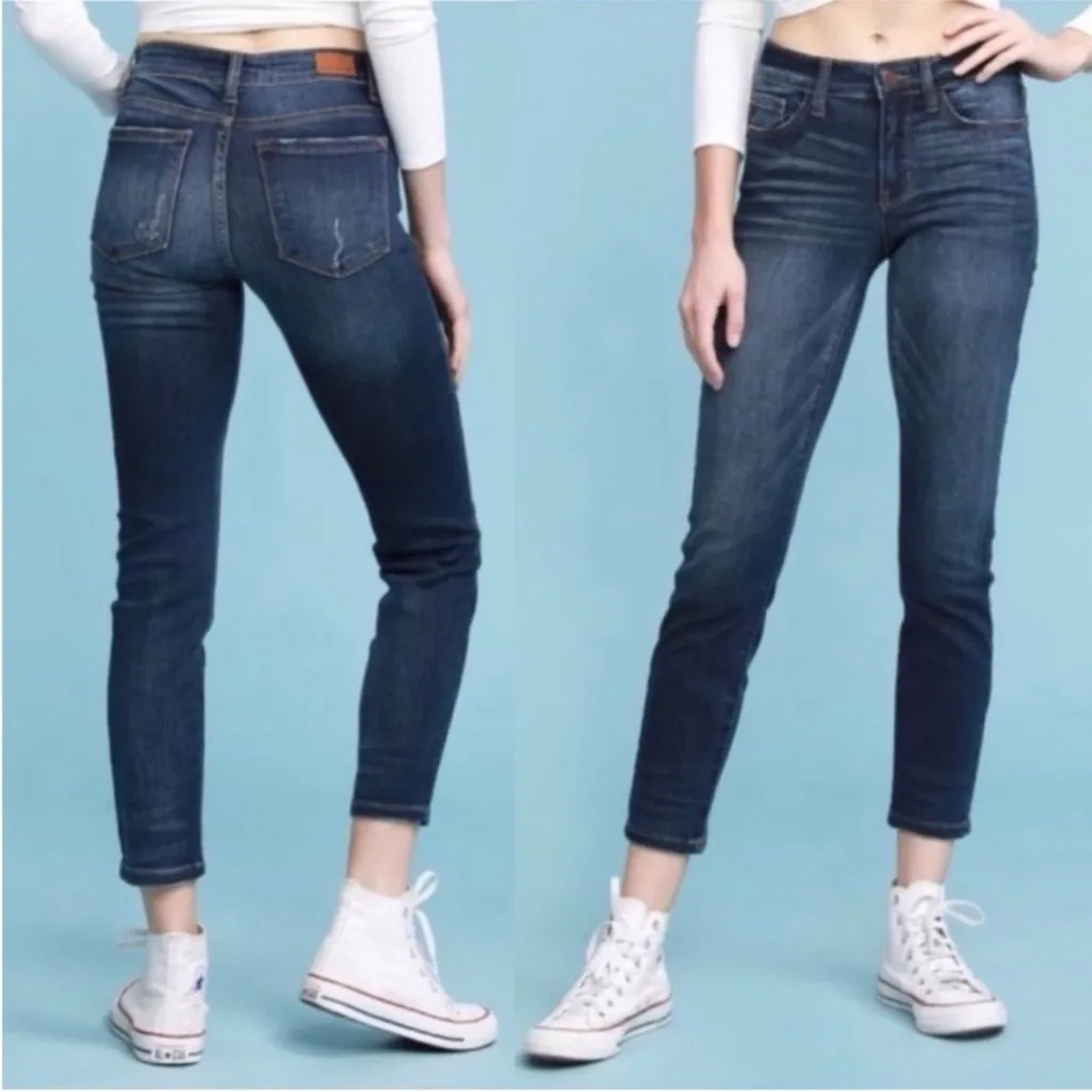 Judy Blue Relaxed Fit Angie Straight Leg Distressed Jeans JB82102DK Size 31 - Image 2