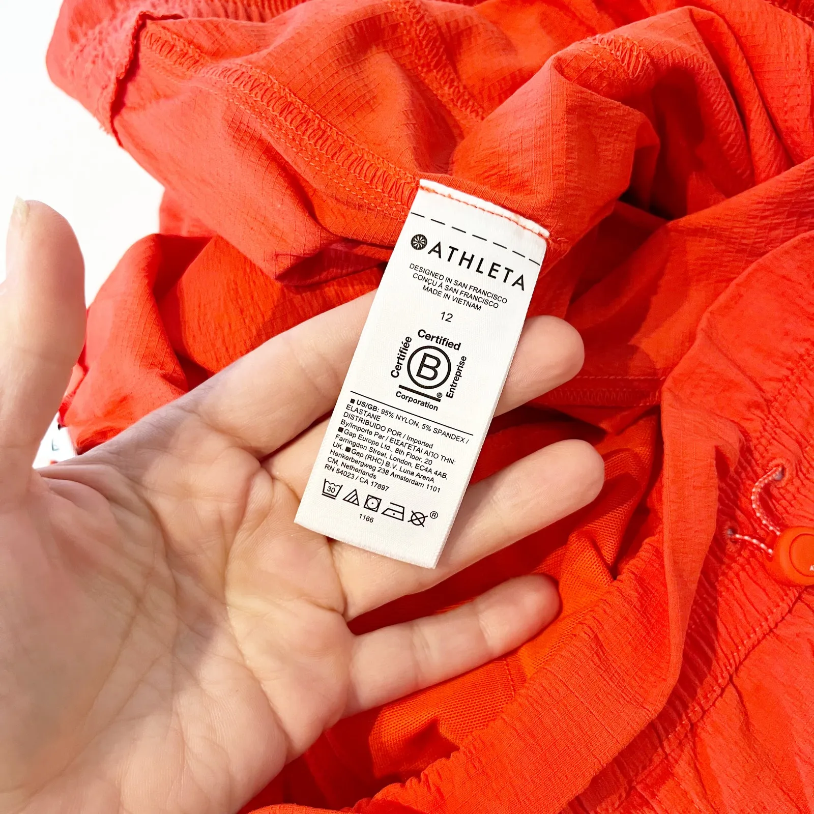 Athleta Trekkie High Rise Parachute Wide Leg Pants Red 12 - Image 8