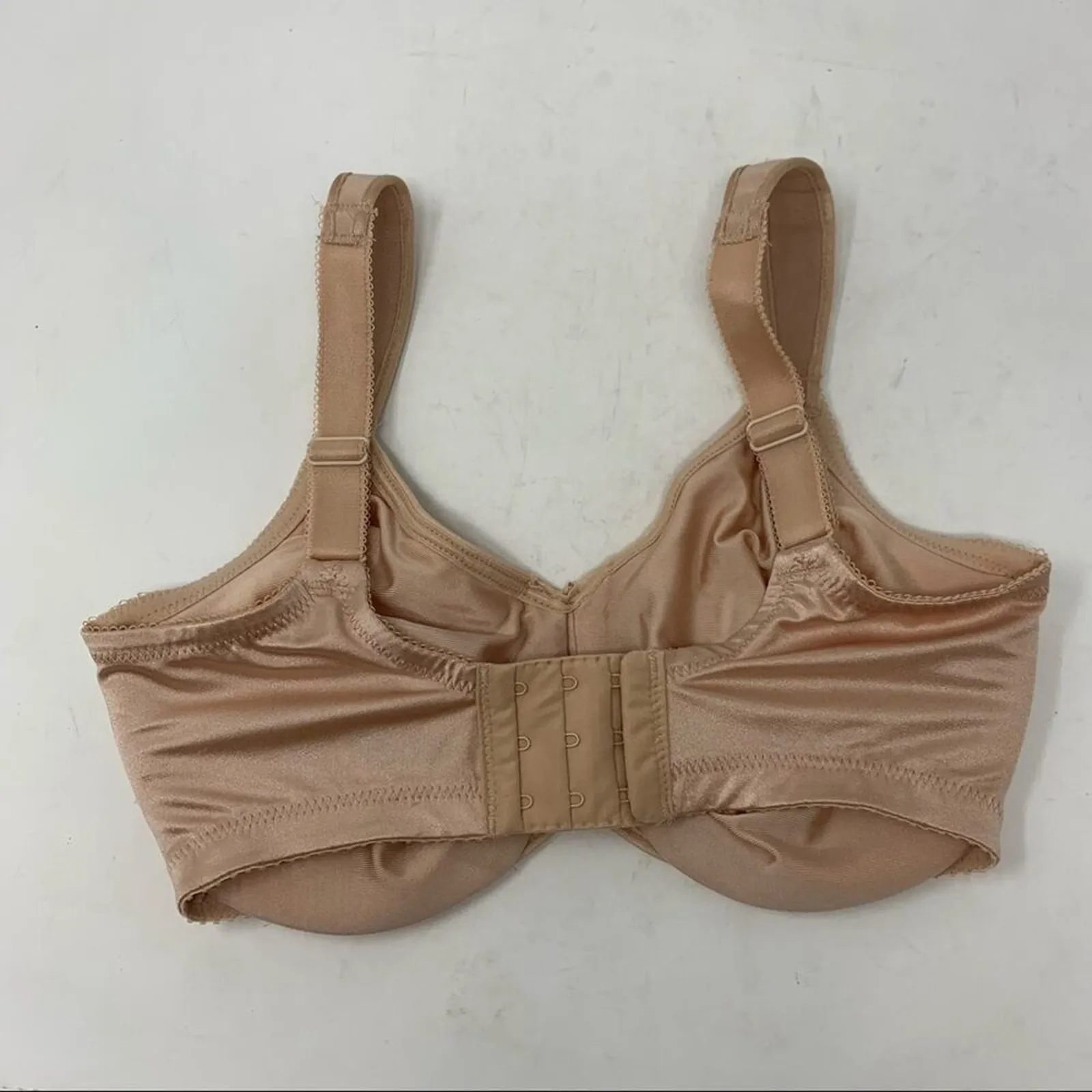 Wacoal BodySuede Full Figure Seamless Underwire Bra 85185 Size 32DD Nude - Image 2