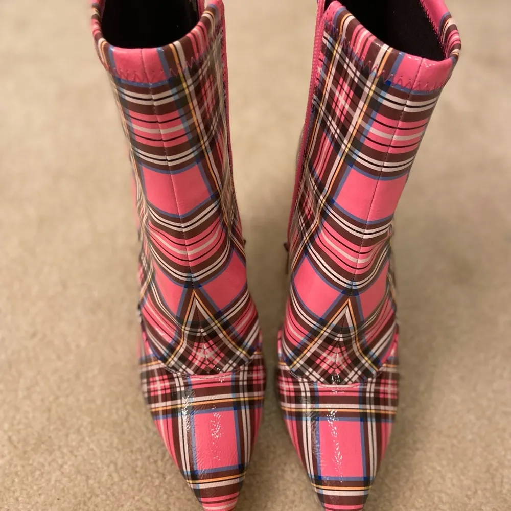 Jessica Simpson patent booties. Fit 7 - Image 2