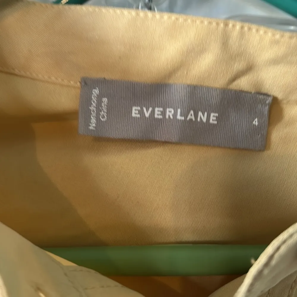 Everlane 100% Silk blouse - golden yellow - Size 4 - Image 2