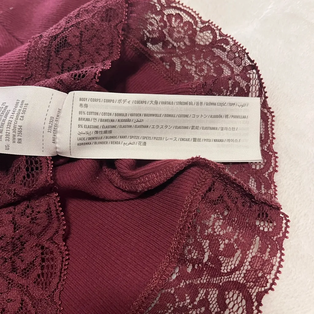 HOLLISTER Red Wine Ribbed Baby Tee Lace Trim Women’s Short Sleeve Top Sz S EUC - Image 6