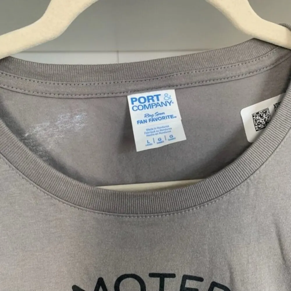 Baby Announcement “Promoted to Grandma” Grey Women’s Tee Shirt Size L Size L - Image 6