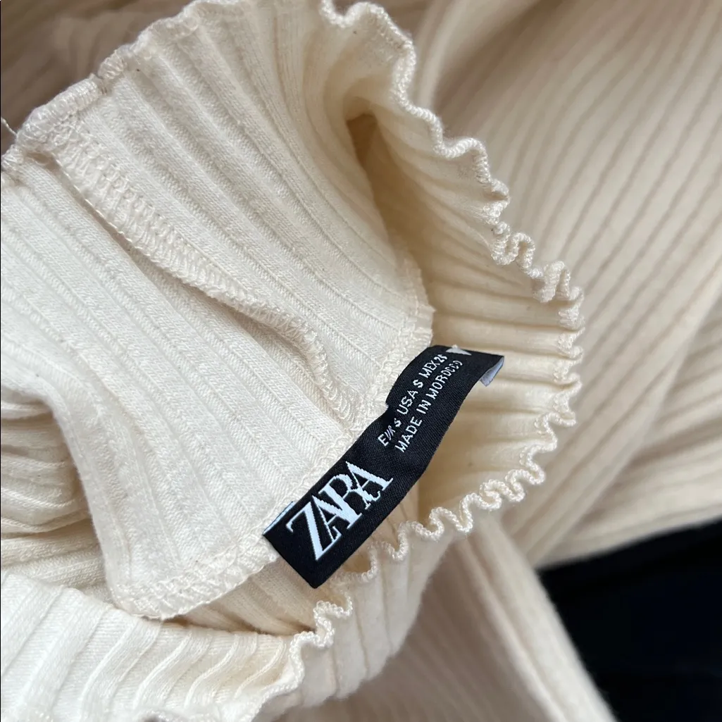 Zara Two Piece Cream Skirt Set - Image 4