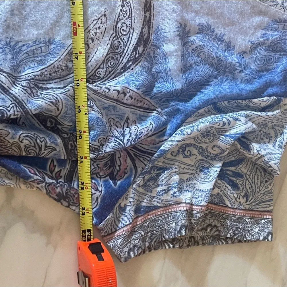 Avenue 22/24 Plus V-Neck Paisley Floral Beaded Embellished Short Sleeve Top - Image 4