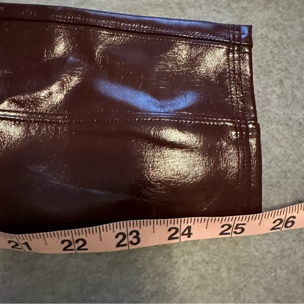 NWT Spanx Faux Patent Leather Leggings ruby size M petite - Image 6