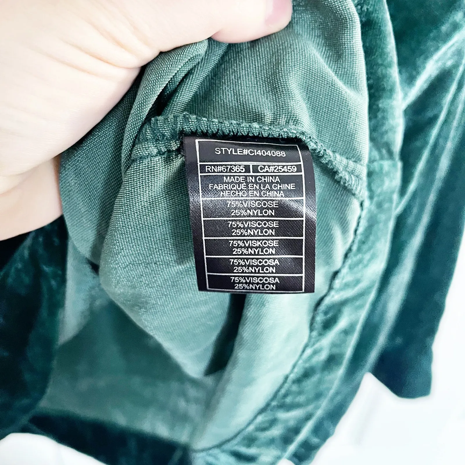 Cupcakes & Cashmere Anthropologie Christel Romantic Velvet Top Green Size L - Image 5