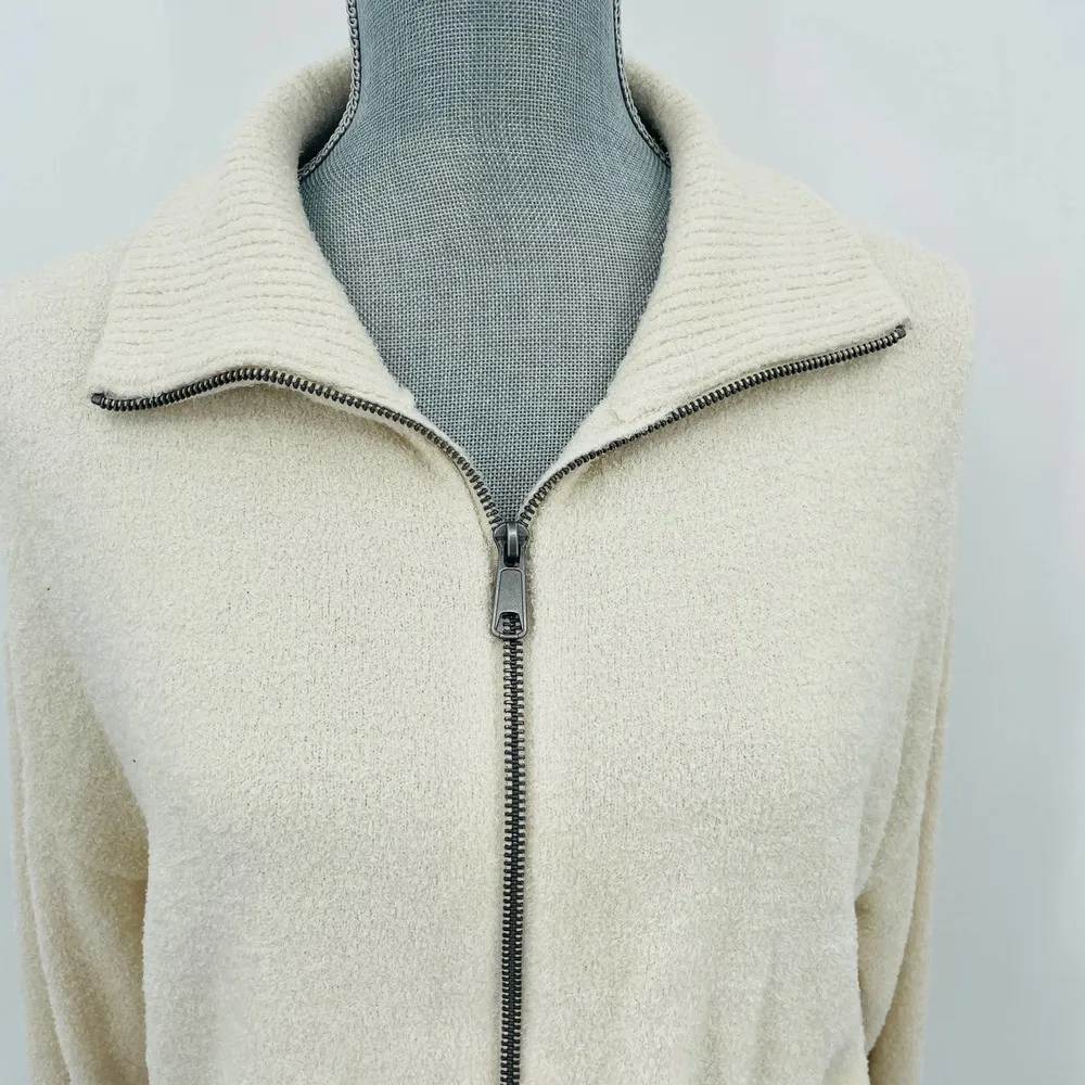 Spiritual Gangster Full-Zip Sweater Size Small Fuzzy Super Soft Sweater Cozy - Image 3