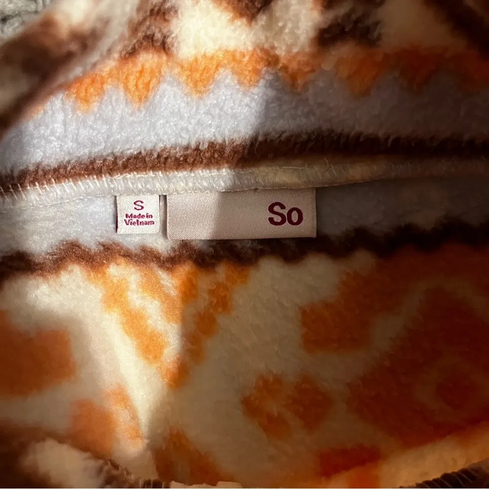 So by kohls fuzzy Aztec print jacket size small - Image 2