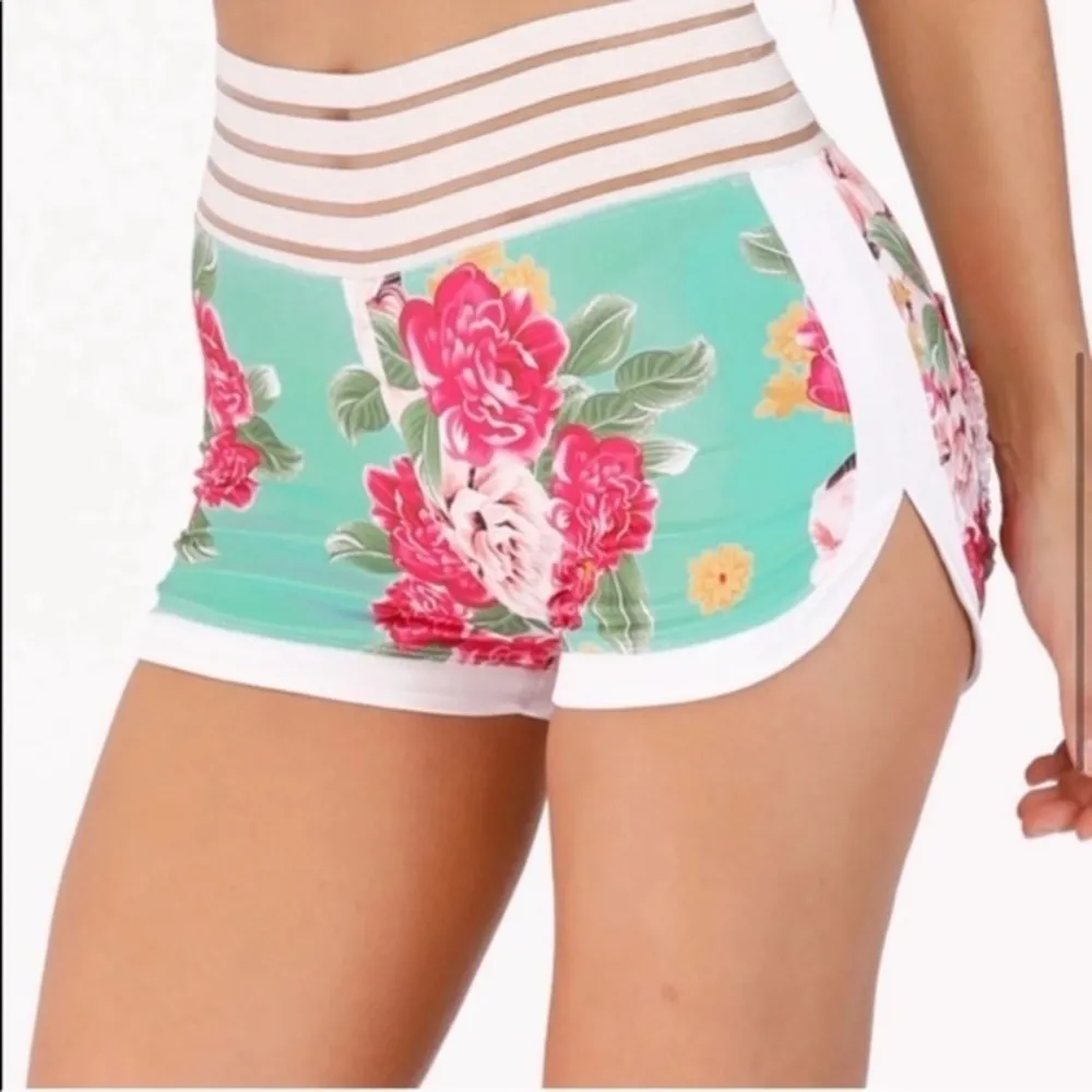 Butt Lift Cheeky Scrunch Bum PINK FLORAL Mesh Detail & Pocketed VIRAL RARE Short Size undefined - Image 14
