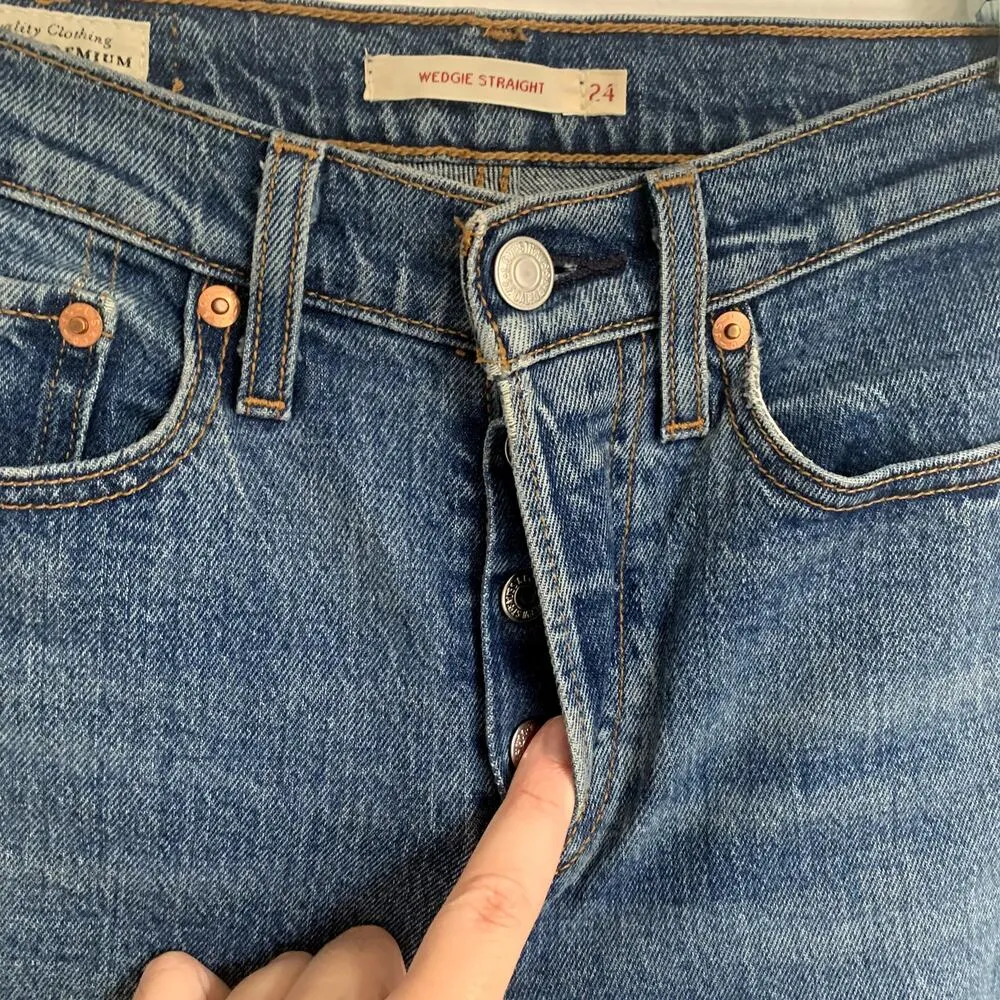 Levi's Wedgie Raw Hem Straight Jeans Big E Reproduction - Image 3