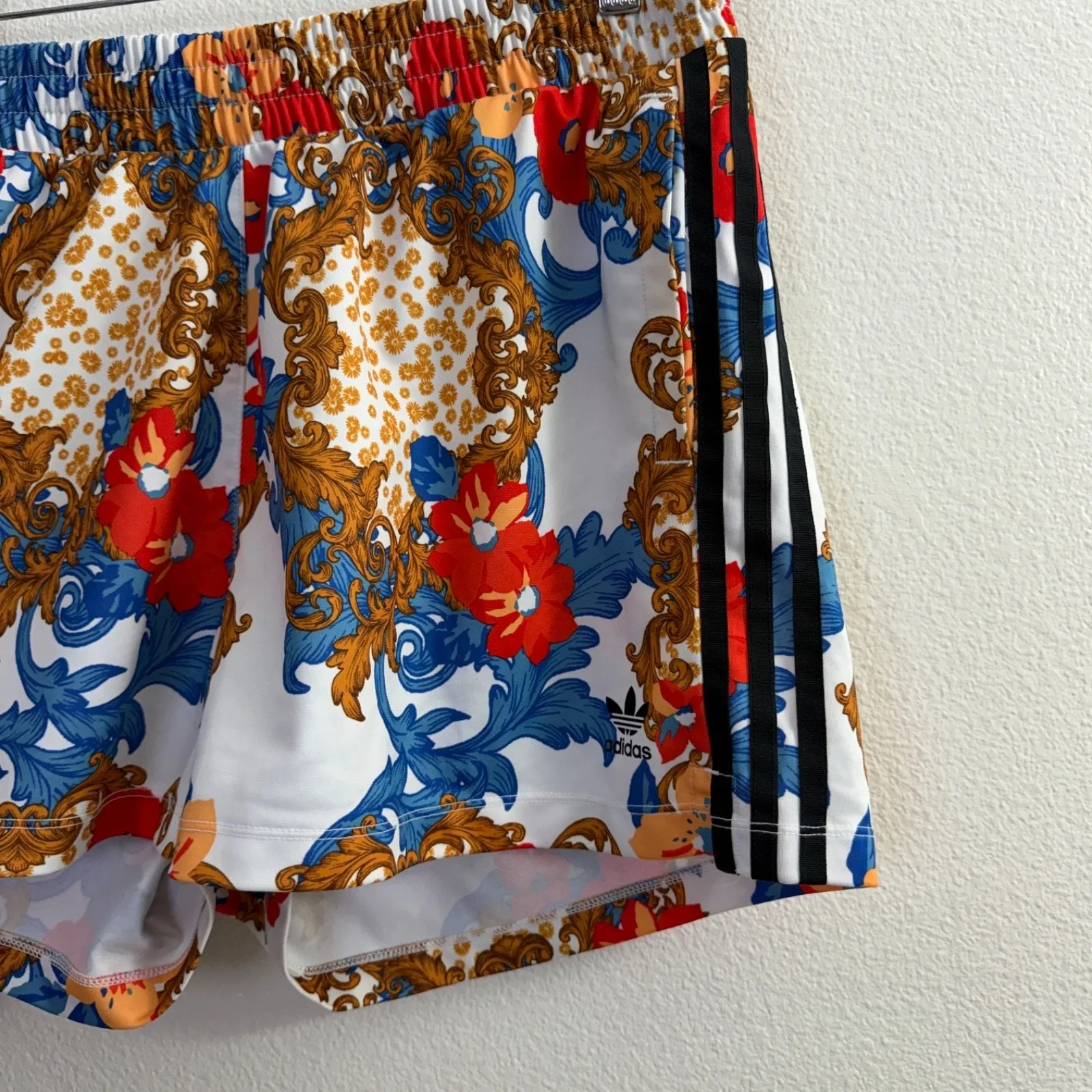 Adidas Originals Her London Shorts Womens XL Floral Multi Striped Trefoil Train - Image 5