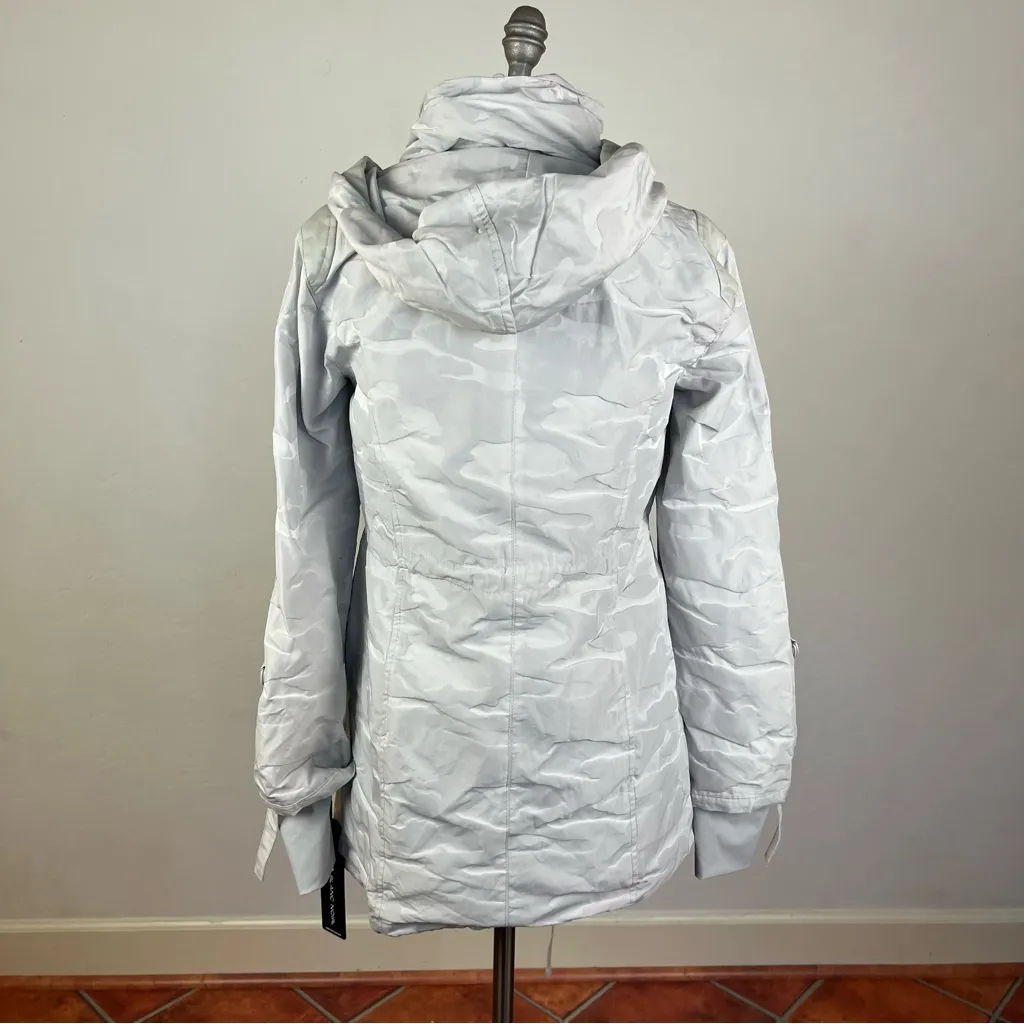 Blanc Noir Hooded Camo Anorak Jacket - Image 7