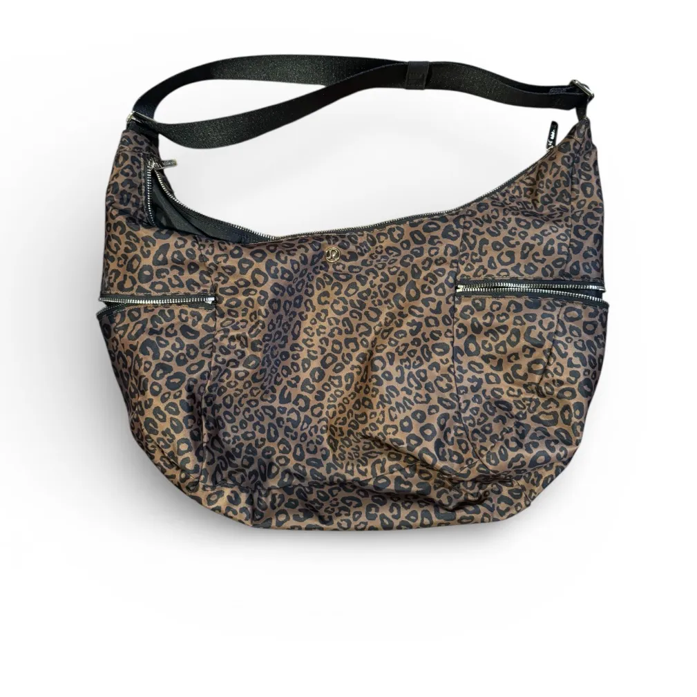 LULULEMON Large Slouchy Sling Bag 13L - leopard - Image 4