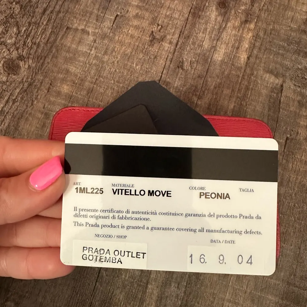 Hot Pink Wallet - Image 10