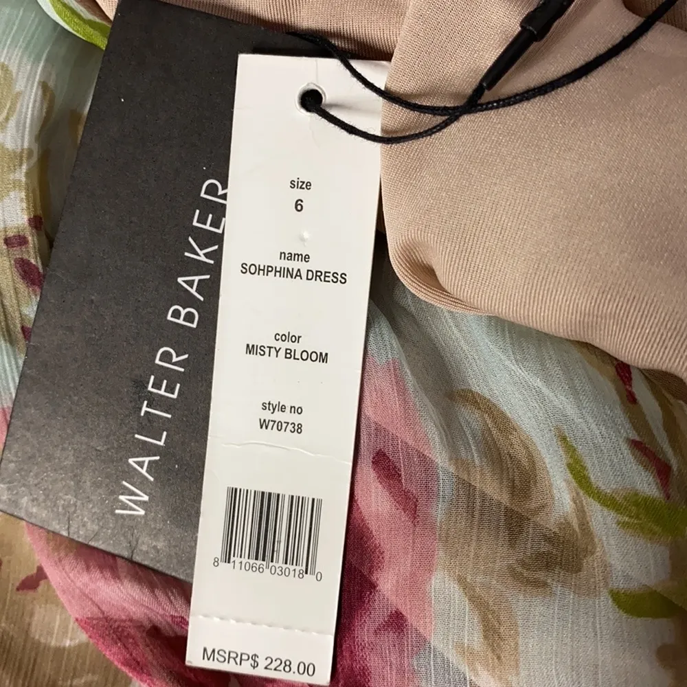 Walter Baker Sophia One Shoulder Floral Dr… - Image 10