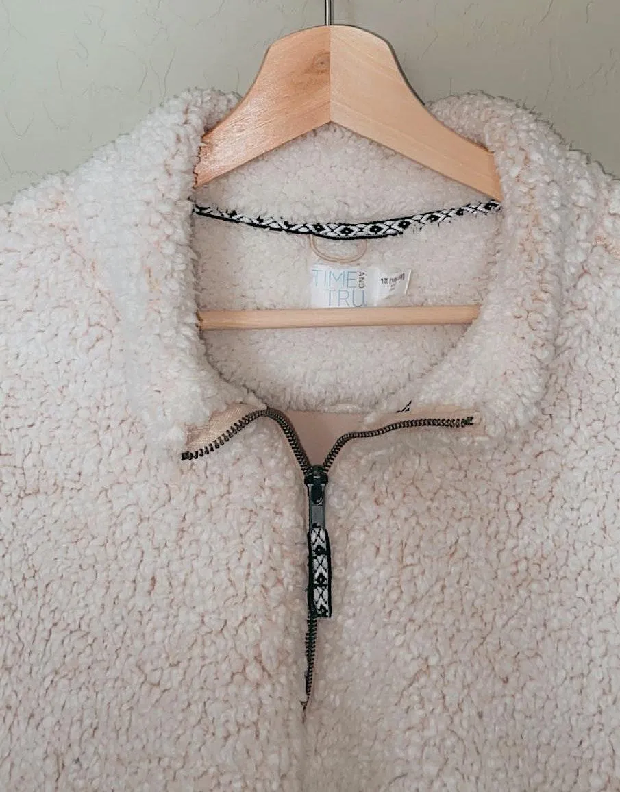 Time & Tru Oversized Fuzzy Sherpa - Image 3