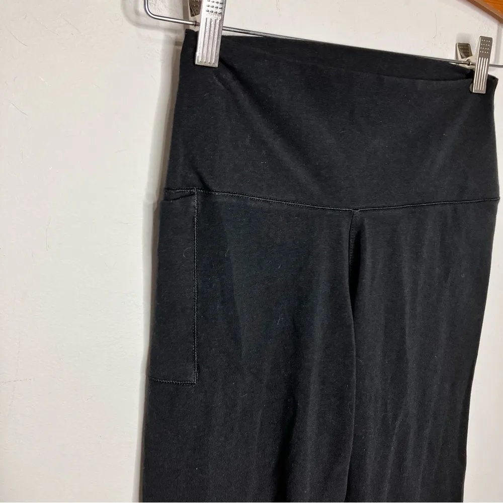 Tasc performance cropped leggings black size medium - Image 2