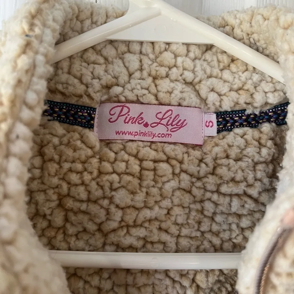 Pink Lily 1/4 Zip Sherpa Size Small - Image 4