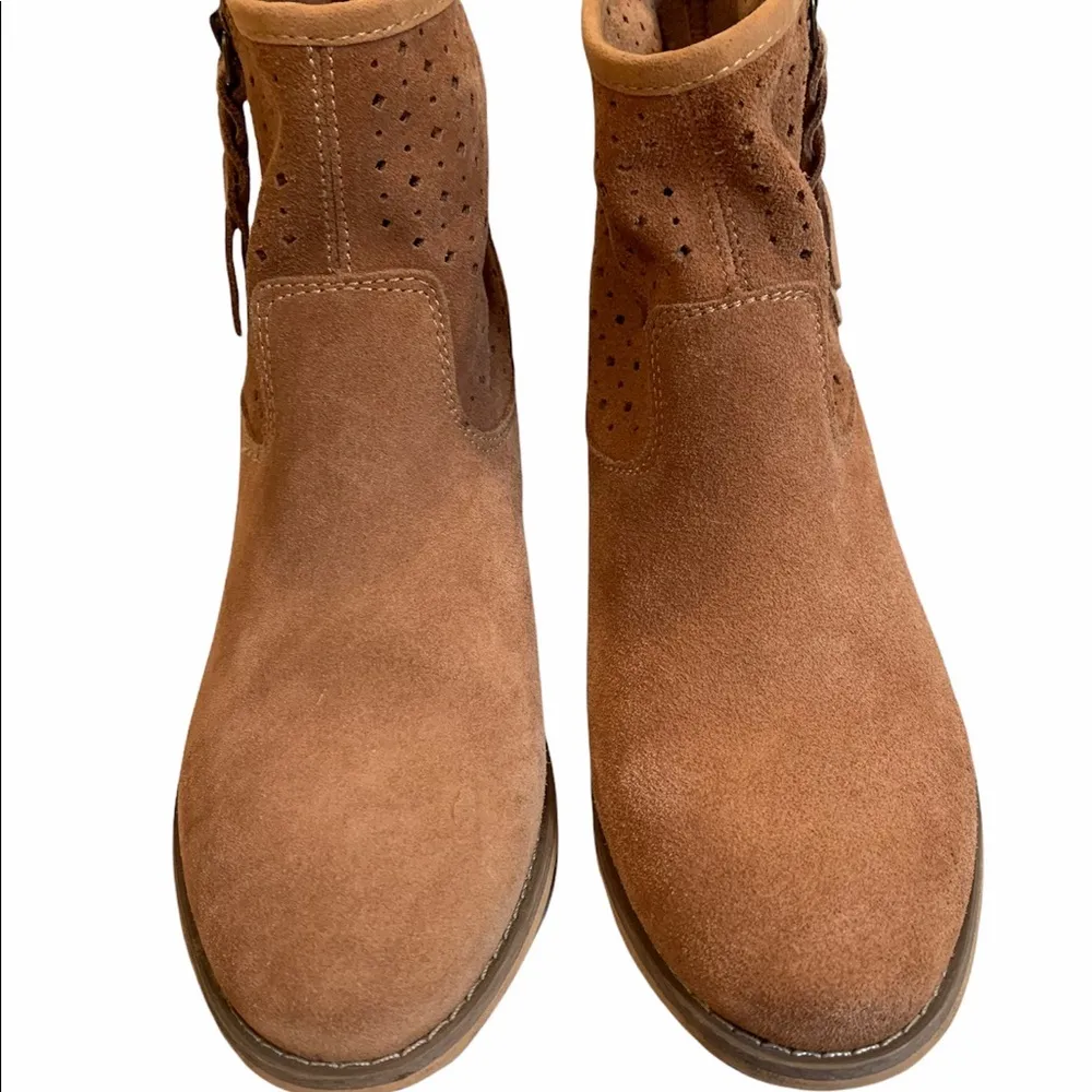 Sz 10, Vintage 7 Eight Soared Suede Ankle Boots - Image 6