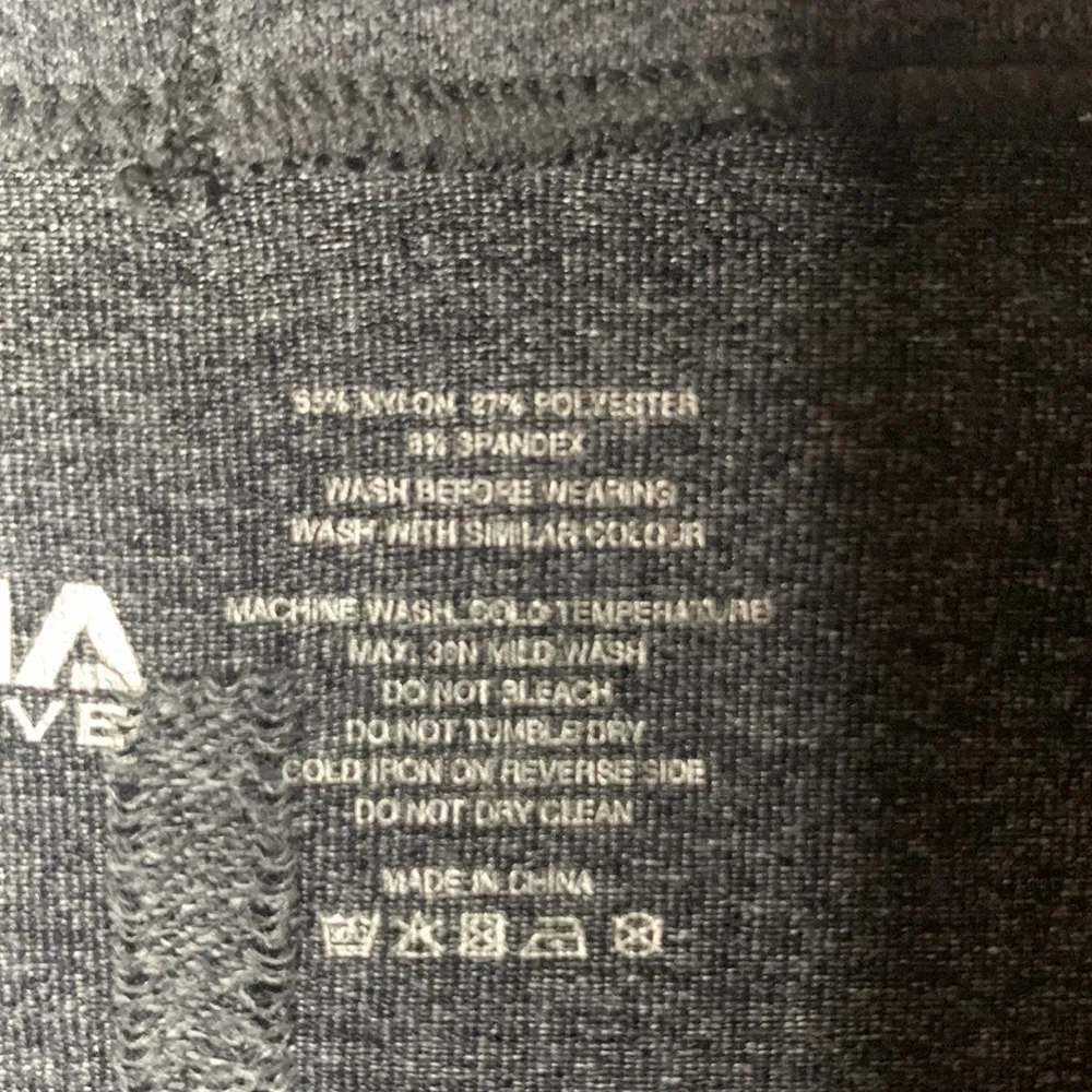 ZYIA ACTIVE PERFORMANCE LONG SLEEVE GRAY THUMB HOLES Size XL SHIRT PULLOVER - Image 5