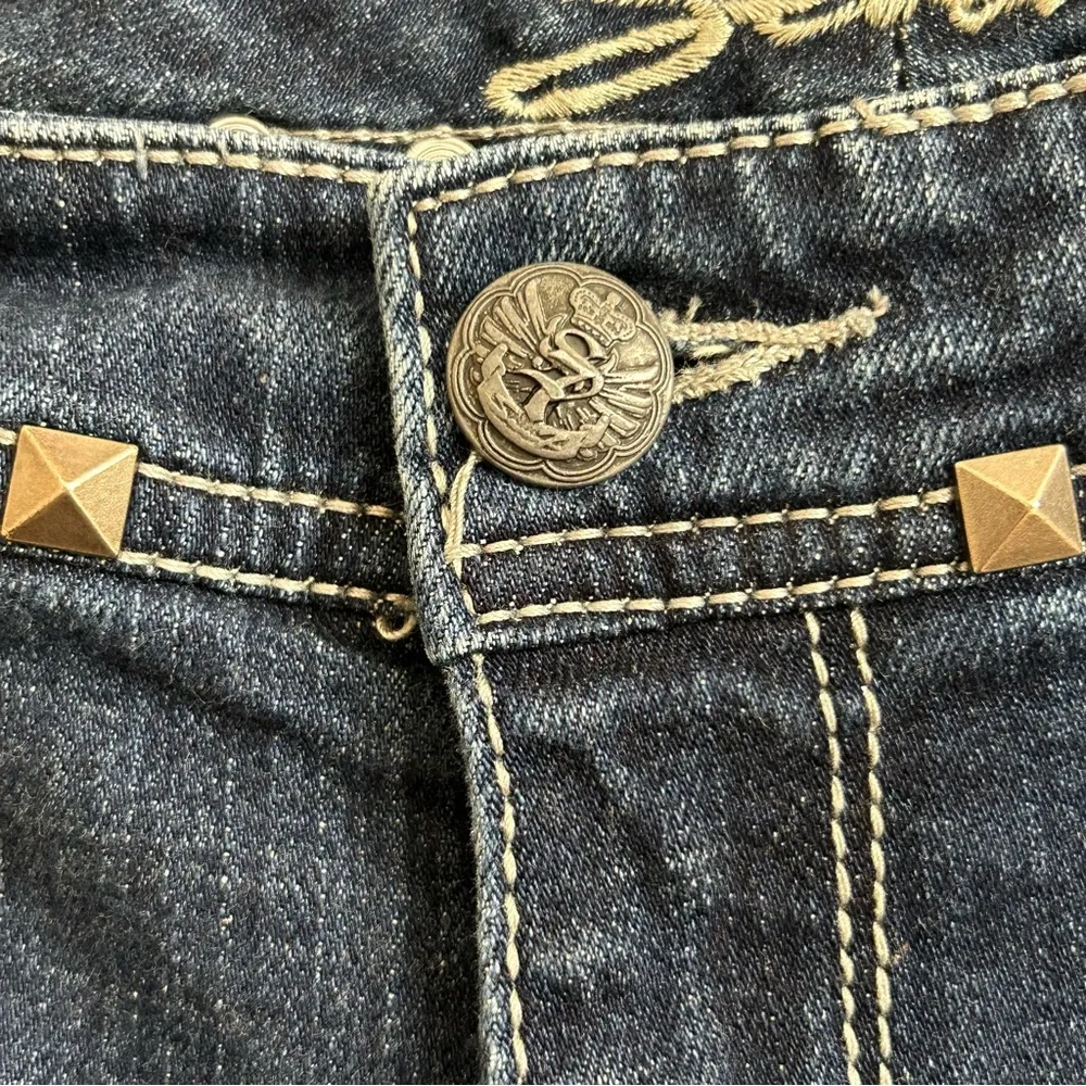 Seven 7 Jeans Women's Size 29 Straight Leg Distressed Studded Denim Med Wash - Image 5