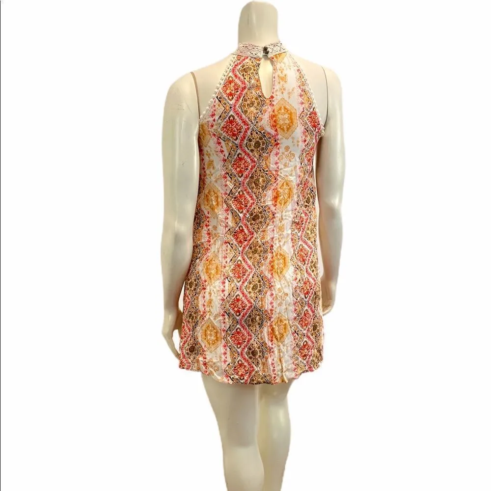 Hint of Mint Embroidered Lace Neckline Dress - Image 4