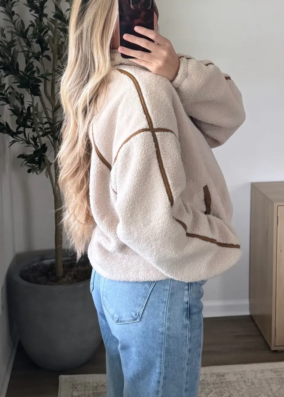 These three boutique Cream Fleece Pullover - Image 4