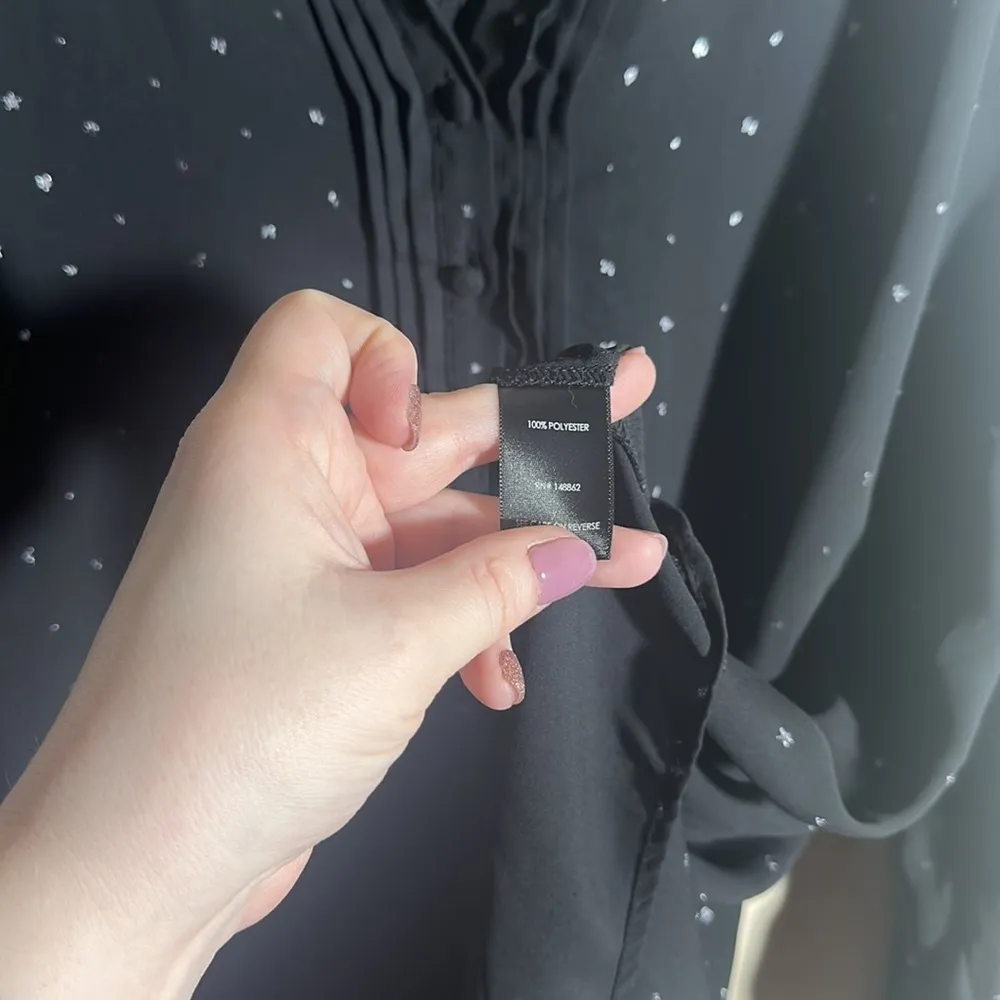 Torrid Black‎ Metallic Star Print Top | 4 - Image 9