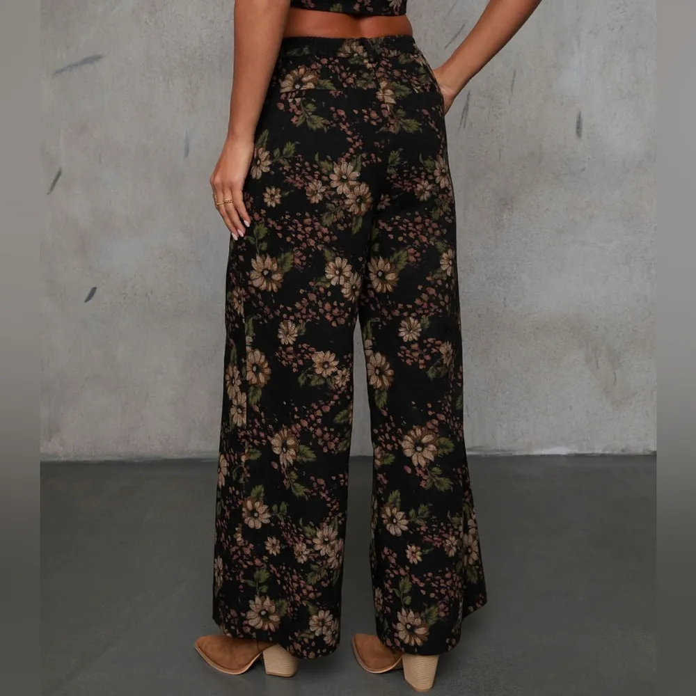 NWOT Sayja Floral Wide Leg Trouser Size Medium - Image 3