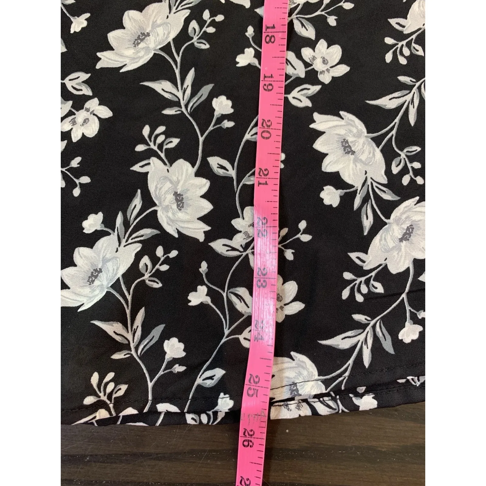 Old Navy‎ Faux Wrap Shirt Womens Large Floral Lightweight Office Church - Image 10