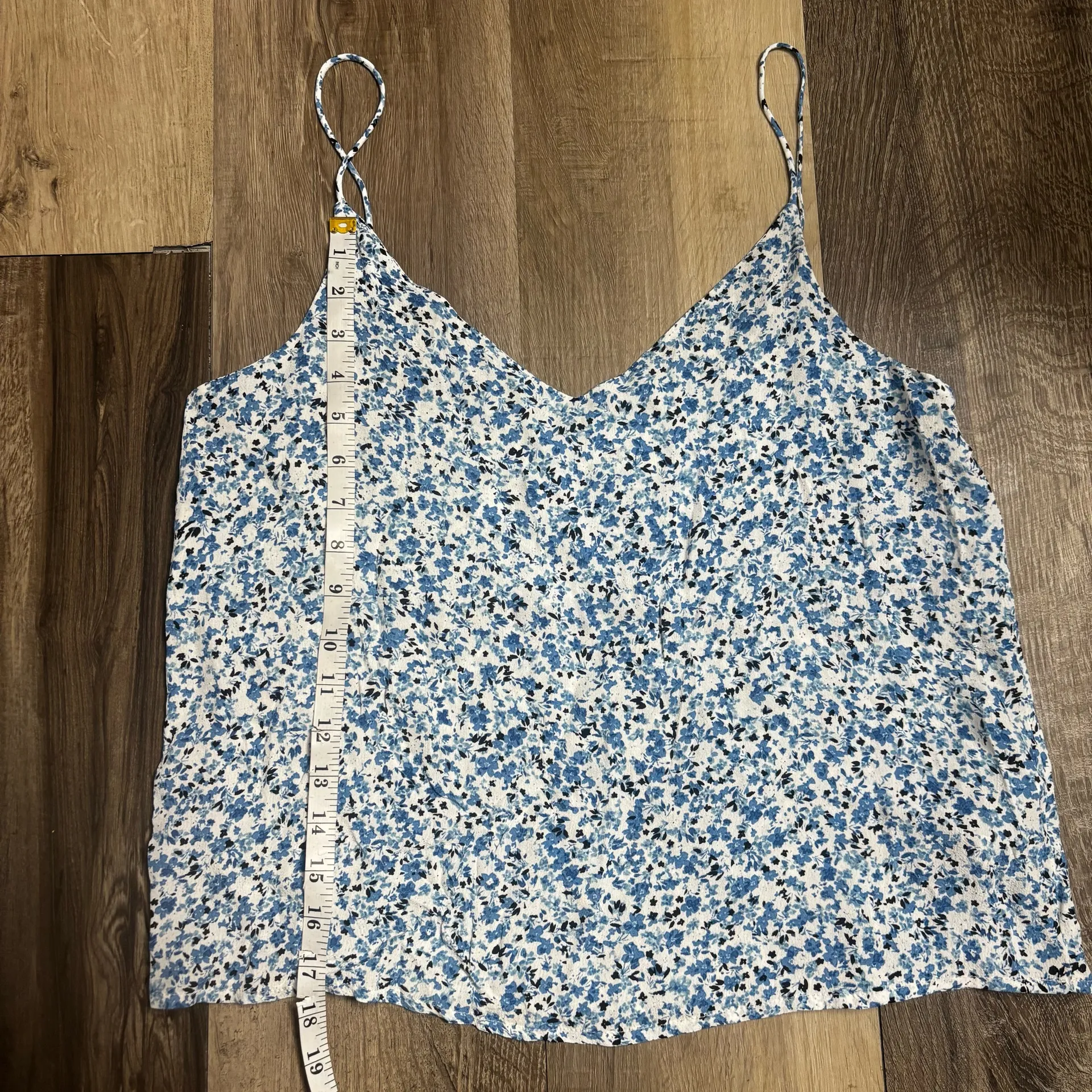Cotton On, Blue Floral Sleeveless Blouse, Womens Size Medium - Image 6