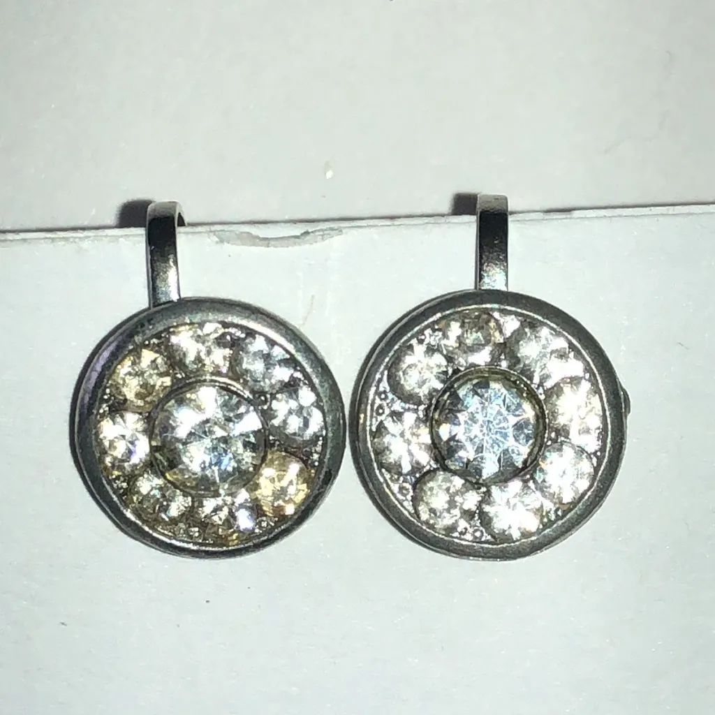 Silver Tone Vintage Rhinestone Crystal Stud Screw Back Earrings - Image 4