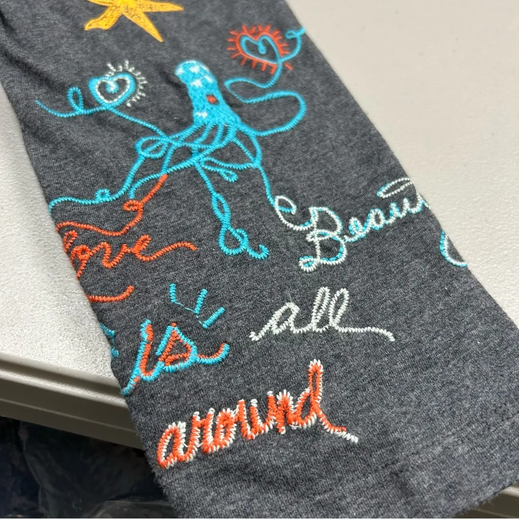 Johnny Was Charcoal Gray Leggings Embroidered Fish Sea Animals Size Small NWT - Image 4