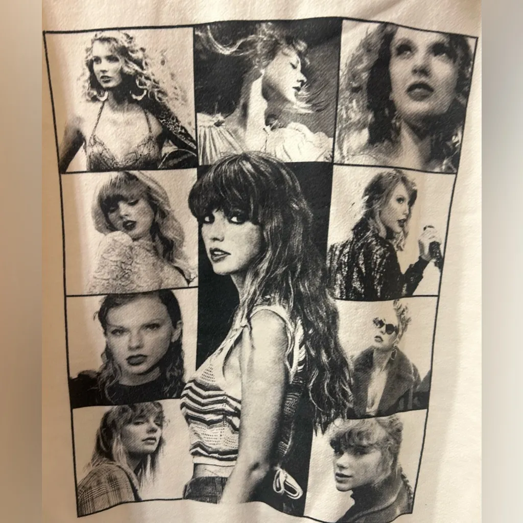 Taylor Swift The Eras Tour Hoodie
Cream Large Cotton size M - Image 4
