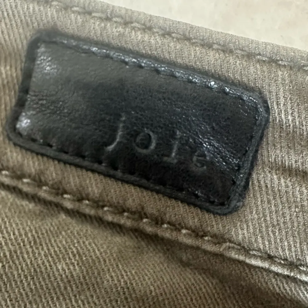 Joie So Real Skinny Green Pants with Sleek Stretch Fit - Image 13