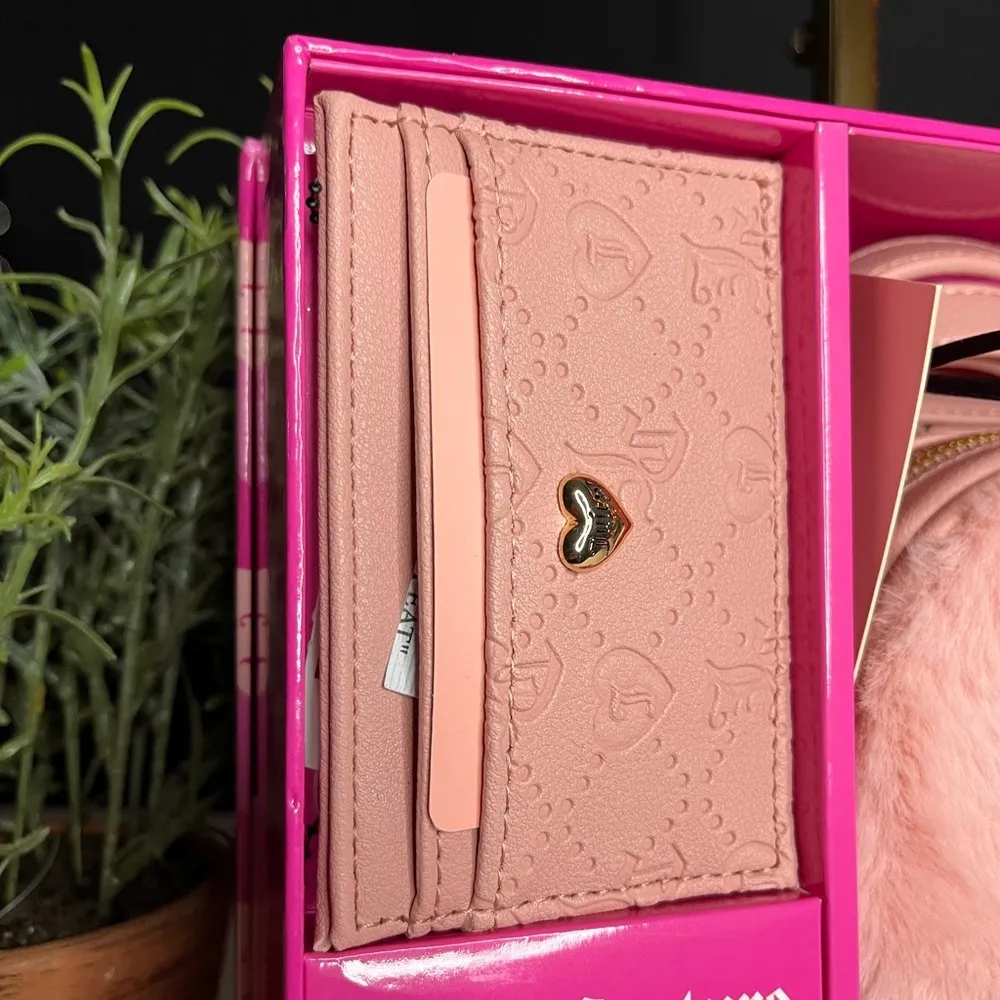 Juicy Couture Heart Faux Fur Crossbody Bag Taffy Pink with Card Case & Box NWT - Image 3