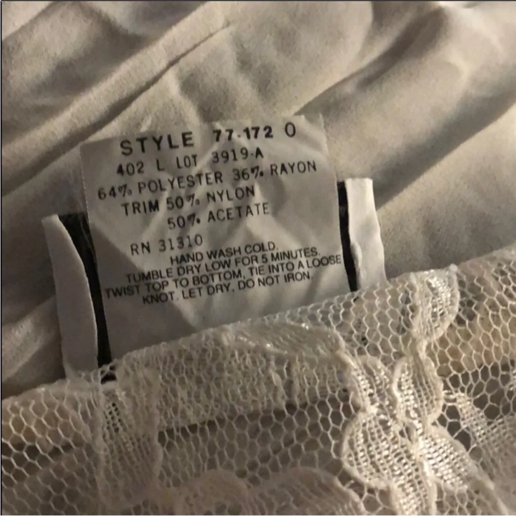 VINTAGE Amy Too! Byer
California White Lace Pleated
Duster Cardigan Dress 14.5 - Image 9