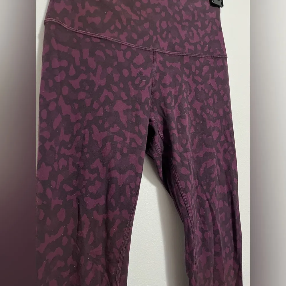 LULULEMON Align High Rise Burgundy Print Leggings. Size 4. EUC - Image 4