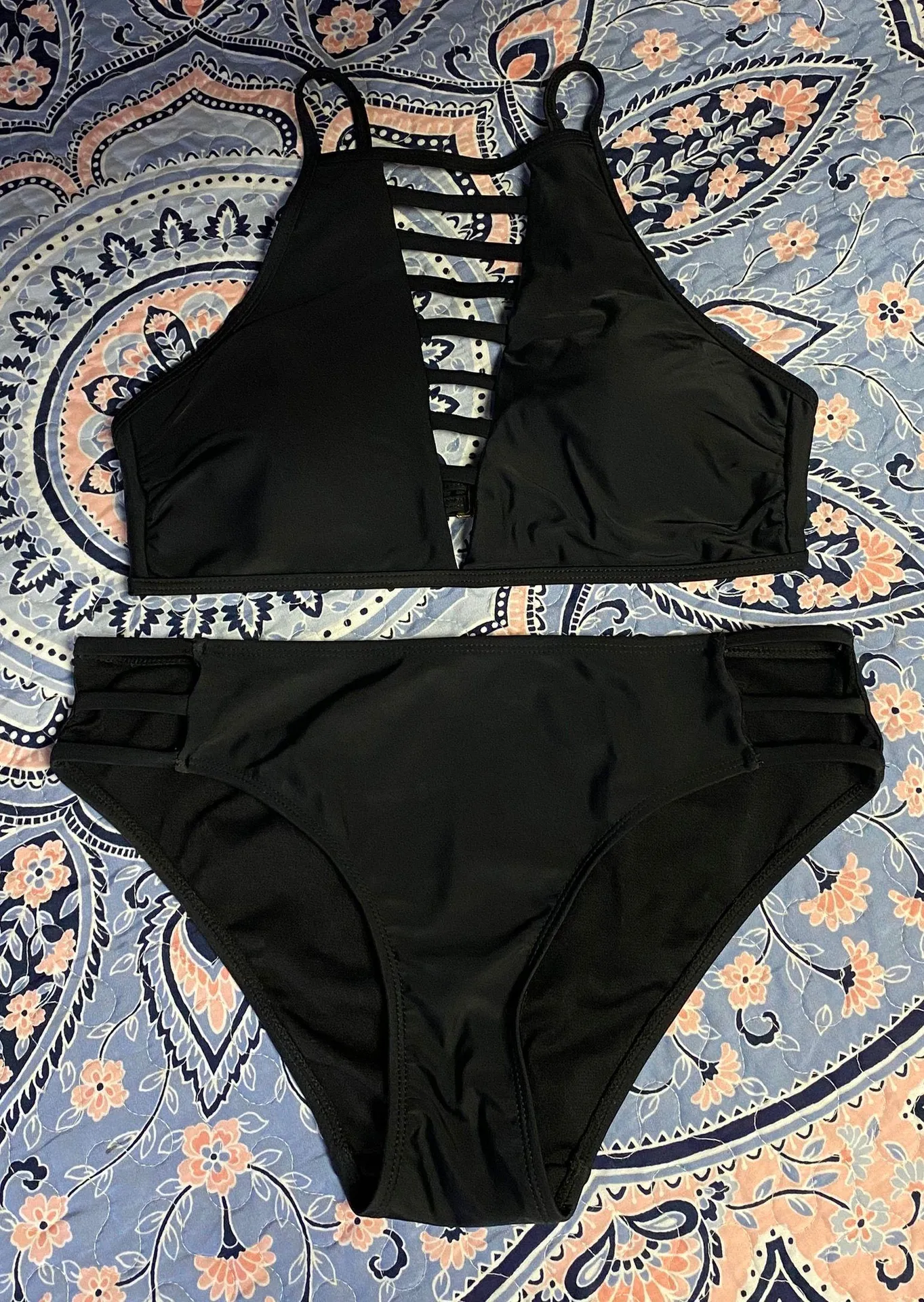 SheIn Caged High Neck Bikini Set - Image 2