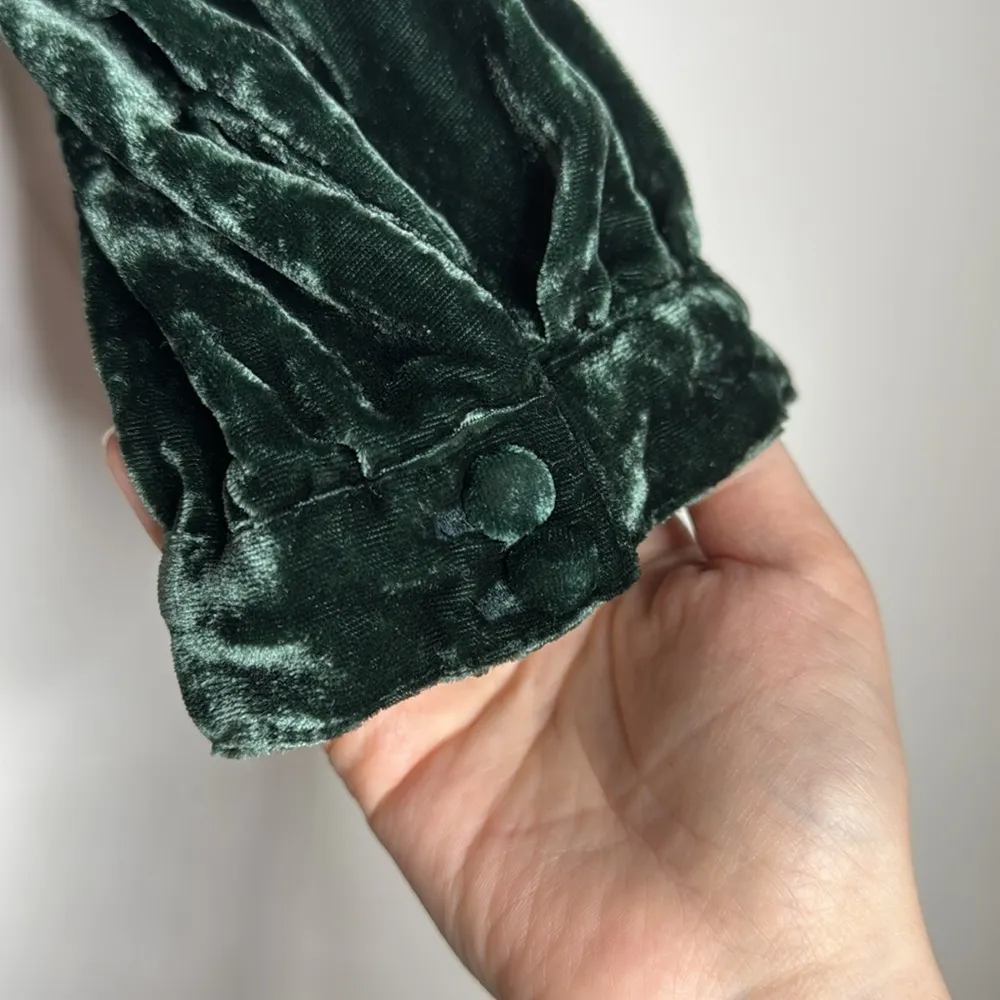 Madewell Velvet Wrap Top 3/4 long sleeve in smoky spruce Size S - Image 8